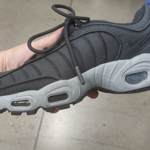 ⭐️🖤🖤NIKE AIR MAX TAILWIND IV SP SNEAKERS🖤🖤 - Picture 5 of 16